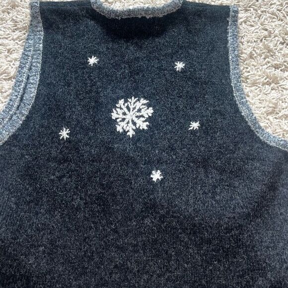 Christmas/HolidaySnowman 3D Sweater Vest By Mandal Bay Women’s Large - Picture 8 of 12